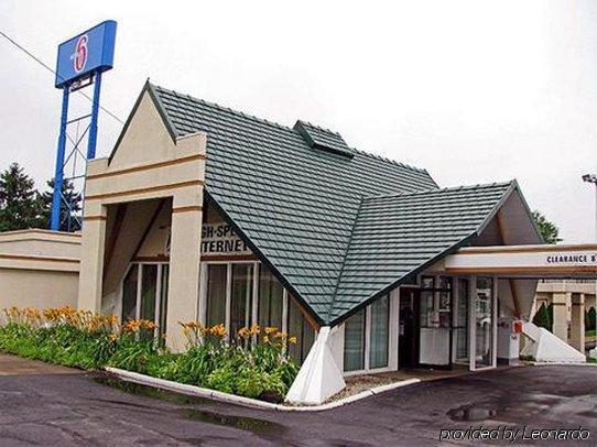 Days Inn By Wyndham Geneva/Finger Lakes Exterior photo